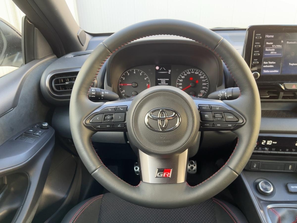 Toyota Yaris GR 1.6 Turbo*Performance-P+H&R+MILLTEK+GIACUZZO*