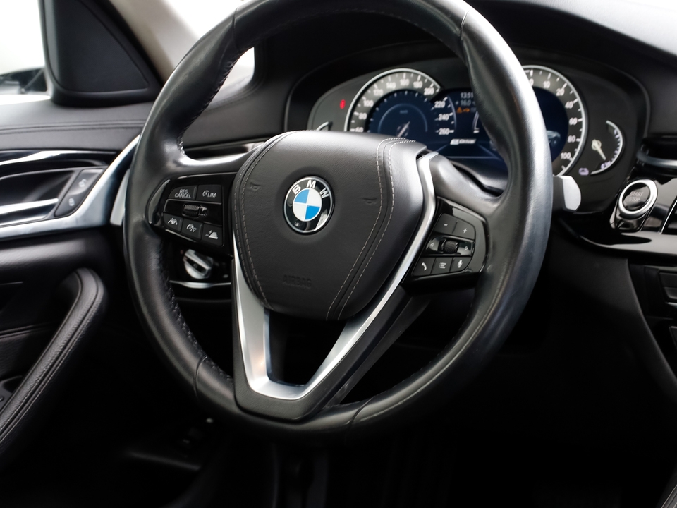 BMW 530e Luxury Line Innovationsp. Aut. Komfortsitze