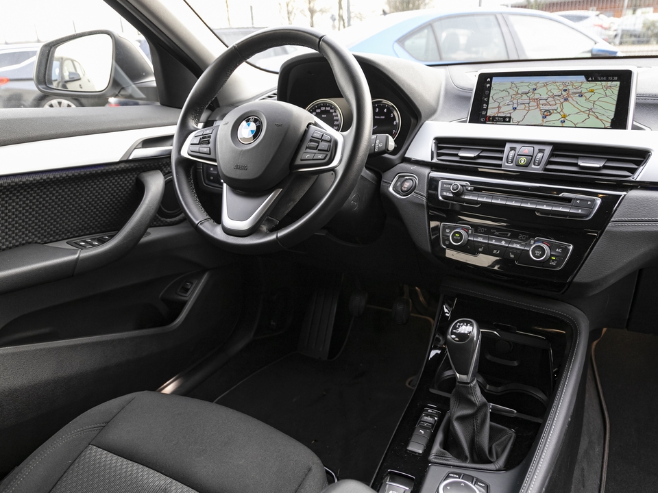 BMW X2 sDrive18i Advantage Klimaaut. Komfortzugang