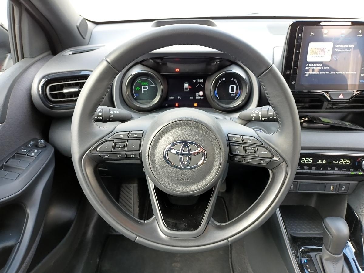 Toyota Yaris 1.5 Hybrid Style*CARPLAY+SAFETYSENSE+LED+PDC**