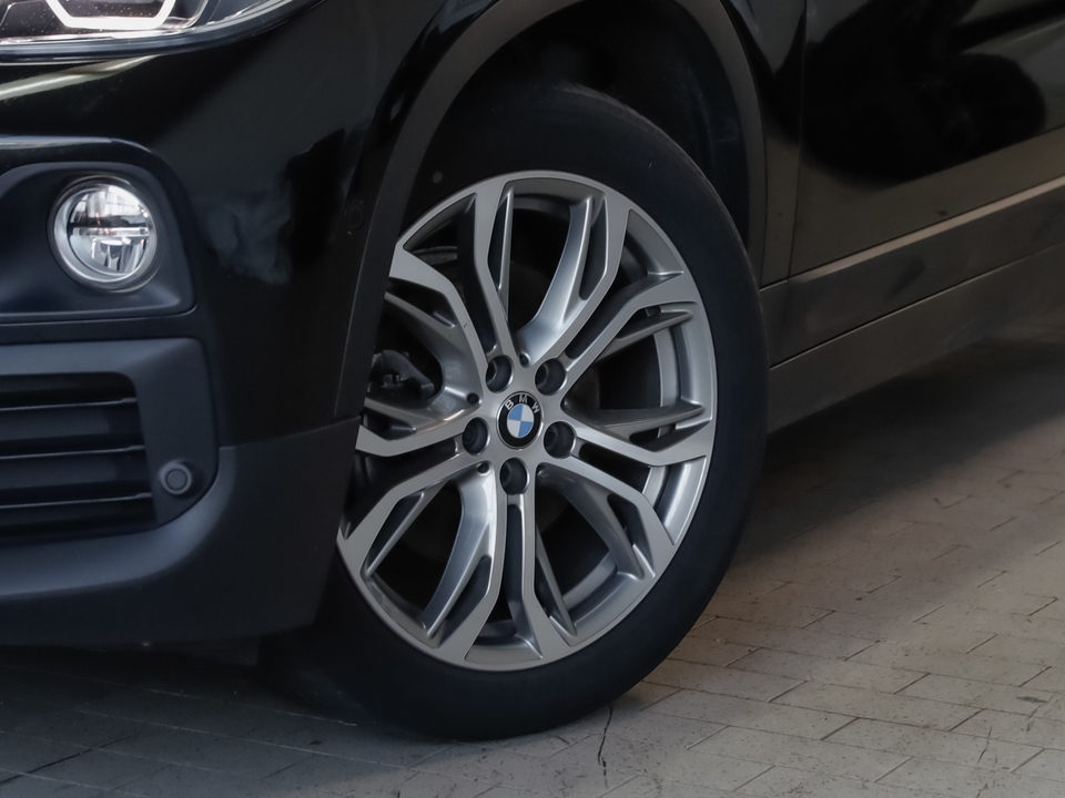 BMW X2 xDrive18d Aut. Klimaaut. Head-Up Sportsitze