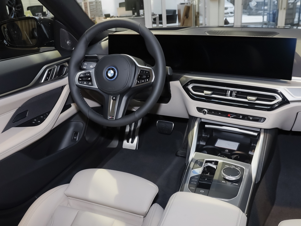 BMW i4 eDrive40 M Sportpaket UPE: 77.780 Euro
