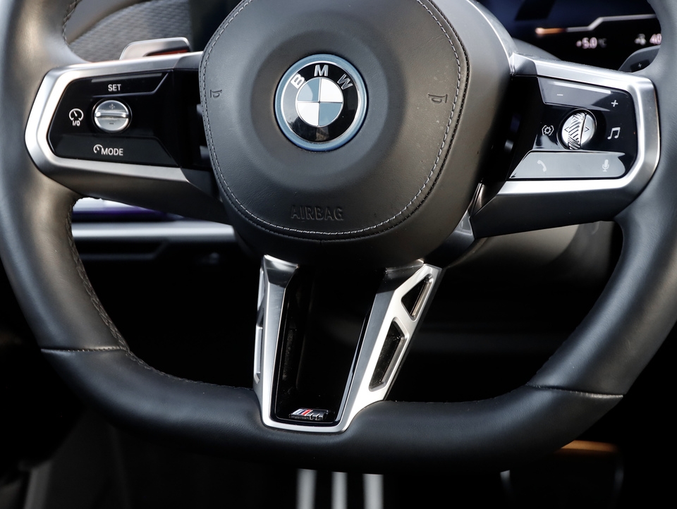 BMW i7 xDrive60 M-Spor Massage AHK 21'' DAP EDP